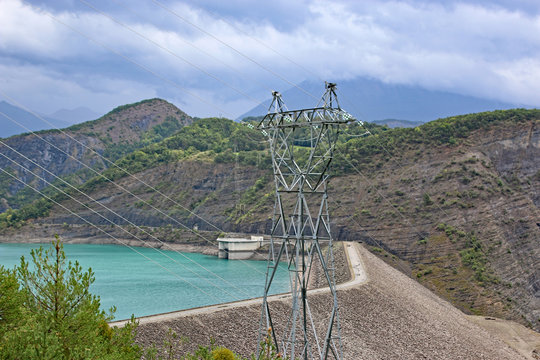 Barrage of Serre Poncon, France