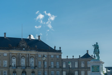 Fototapeta na wymiar The palaces of Amalienborg in Copenhagen