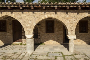 Fototapeta premium Arkaden im Kloster Daphni, Athen, Griechenland