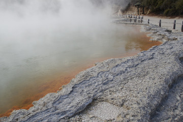Wai-O-Tapu Champagne Pool