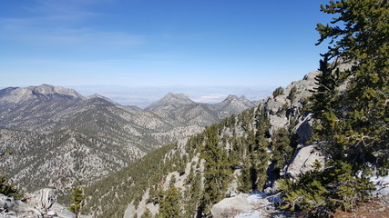 Fototapeta na wymiar Mount Charleston Mountain Peak