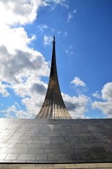 Monumento ai conquistatori dello spazio cosmonauti russi