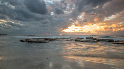Obraz premium Tel Aviv Beach Sunset