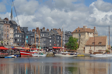 Fototapeta premium La ville d'Honfleur