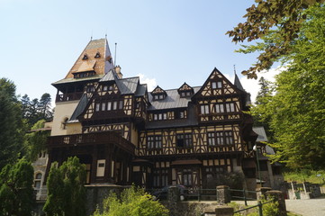 Naklejka premium Zamek Pelisor w Karpatach, Sinaia, Rumunia