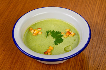 Broccoli cream soup