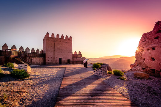 Atardecer tras el Castillo de Tabernas