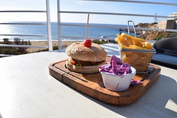 New way of displaying burger with French fries