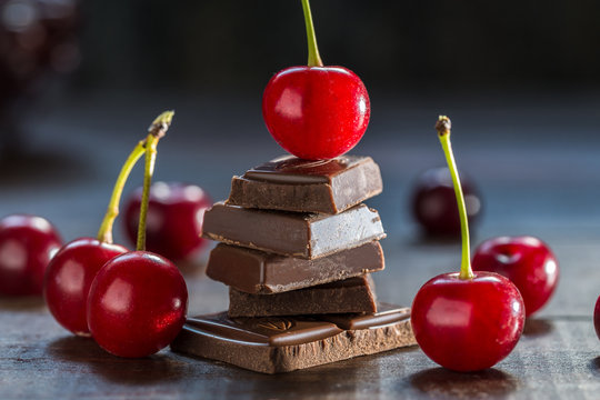 An image with a cherry.