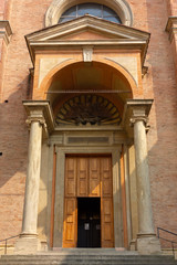 Fototapeta na wymiar Entrance to the church of San Giovanni in Monte, Bologna, Italy
