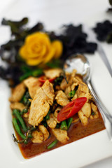 Chicken and long beans in spicy sauce