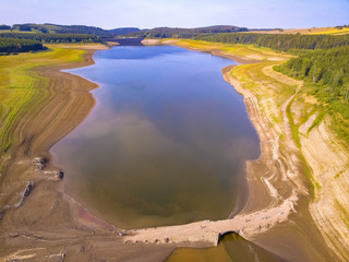 Brücke in der Talsperre Lehnmühle bei Trockenheit 2