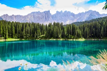 Foto op Plexiglas De Karersee, een meer in de Italiaanse Dolomieten © marcociannarel