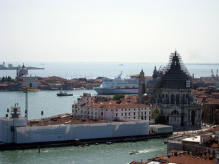 ship in the big canal of venice