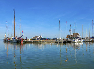 Fototapeta na wymiar Amsterdam Marken harbour