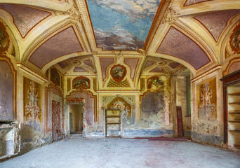 Marode Villa auf dem Bauernhof