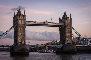 Obraz premium Scenic View Of Tower Bridge, London