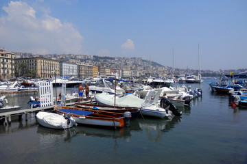 Fototapeta na wymiar Napoli lungomare di mergellina