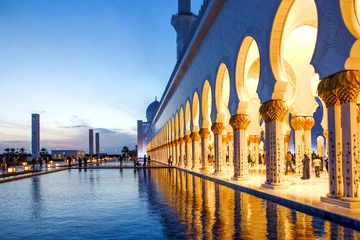 Fotobehang Abu Dhabi Sjeik Zayed Grote Moskee in Abu Dhabi.