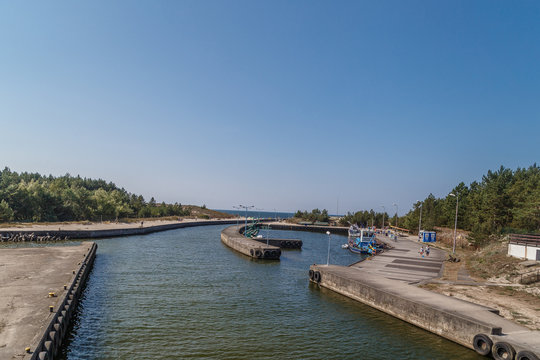 Fototapeta Port rybacki w Dźwirzynie