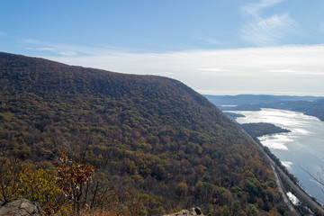 Hudson river from Breakneck Ridge