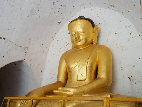Buddha image in Thatbyinnyu temple ,Bagan,Myanmar