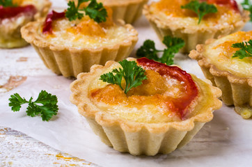 Tartlets with vegetables
