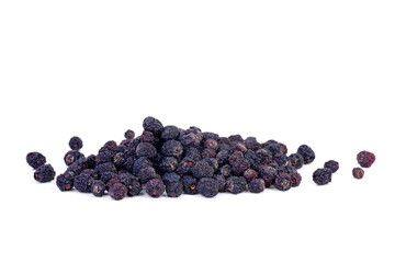 Dried aronia berries