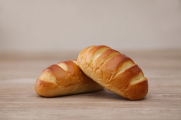 ロールパン バターロール テーブル