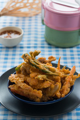 Vegetable fritters with cabbage and carrots