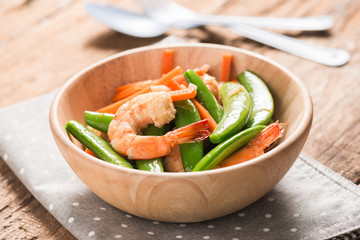 Stir-fried mixed vegetables with shrimp