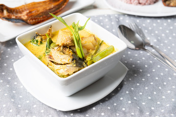Pork curry with water spinach (Tae-pho soup)