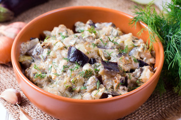 Vegetable stew in sour cream