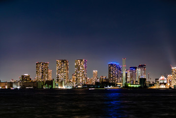 Fototapeta na wymiar 都市の夜景