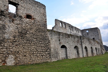 Fototapeta na wymiar Fortification building Chortkiv castle