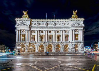 Fototapeta na wymiar L'Opéra de Paris