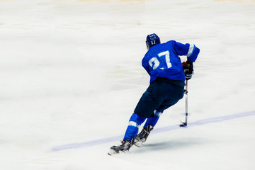 Ice hockey player