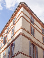 Frankreich - Toulouse - Urbanes Wohnen hoch über den Straßen der Stadt