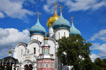 Fototapeta na wymiar Russian medieval orthodox architecture