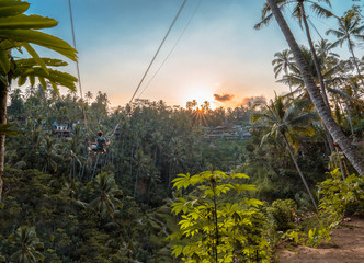 Fototapeta na wymiar Balançoire Bali