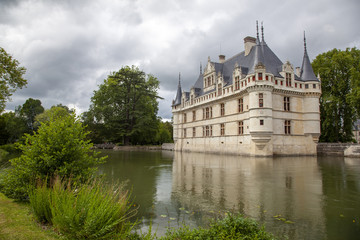 Fototapeta na wymiar Schloss AZAY-LE-RIDEAU, Loiretal, Frankreich