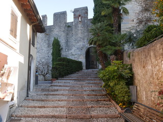 Fototapeta na wymiar Malcesine - ingresso del Castello Scaligero
