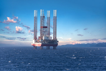 Big offshore oil rig drilling platform