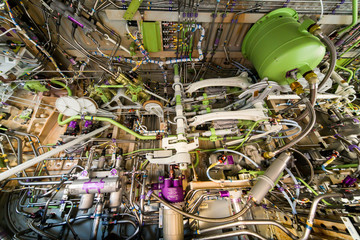 Aircraft's main landing gear compartment