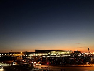 Fototapeta premium 금요일 공항
