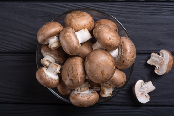 Fresh raw royal champignon