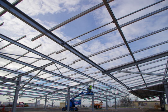 Construction de panneaux solaires pour ombri&egrave;res