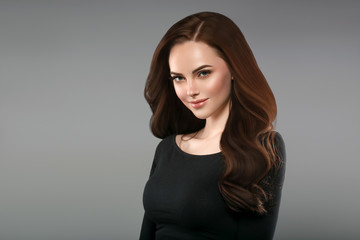 Obraz premium Beautiful hair woman brunette long hair beauty hairstyle female portrait healthy skin