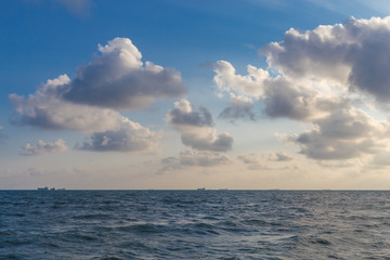 Obraz premium sand of beach with sunny sky