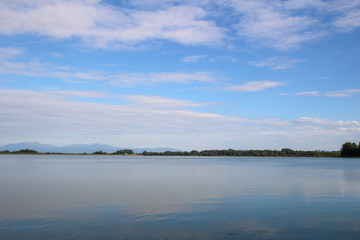 湖, 水, 空, 風景, 自然, 青, 雲, 海, 雲, 川, サマータイム, 海, 夕焼け, 美しい, 落ち着いた, 森, 山, 景色, 落ち着いた, 美しさ, 地平線, 旅行, いけ, 光景